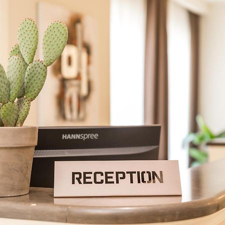 Hotel & Residence Exclusive Marina Di Carrara Ngoại thất bức ảnh