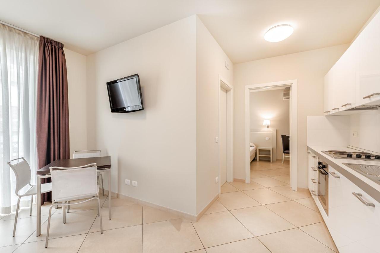 Hotel & Residence Exclusive Marina Di Carrara Ngoại thất bức ảnh