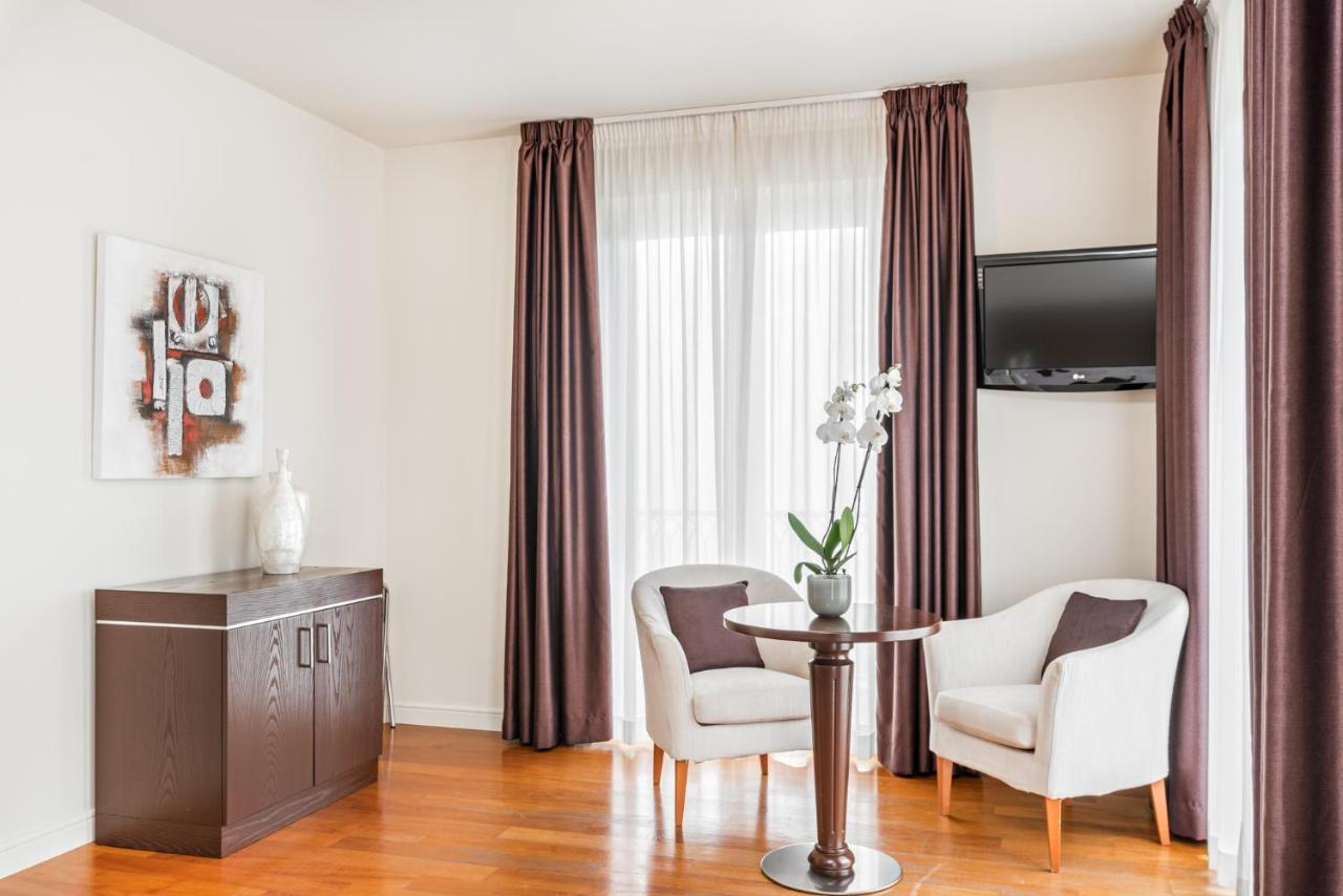 Hotel & Residence Exclusive Marina Di Carrara Ngoại thất bức ảnh